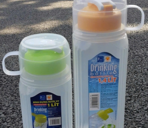 Bình đựng nước 